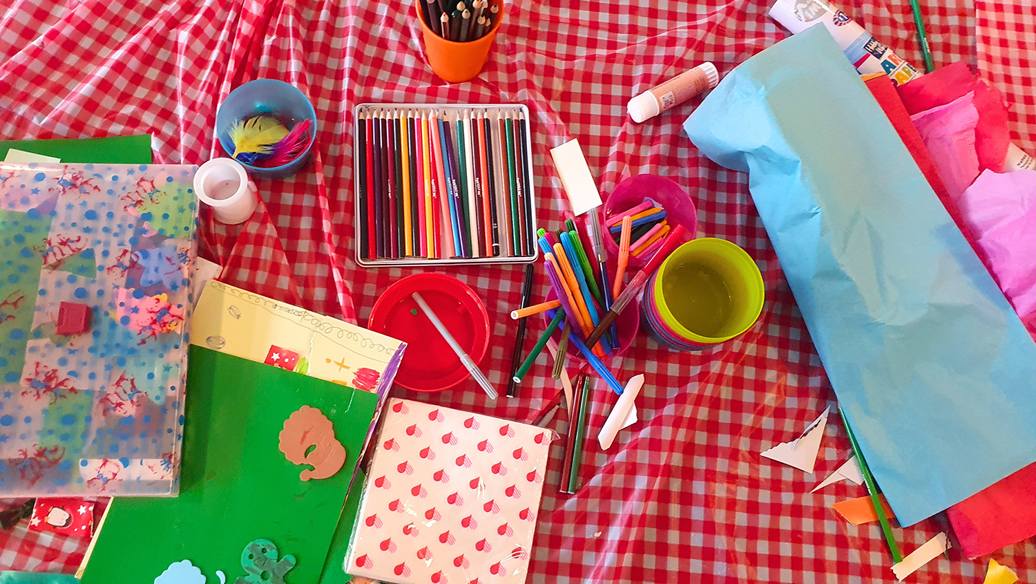 Queen's Park indoor play activities.